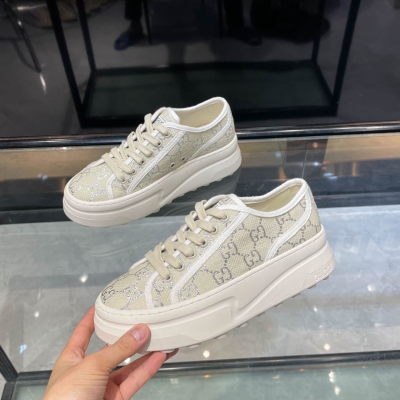 Gucci Casual Shoes